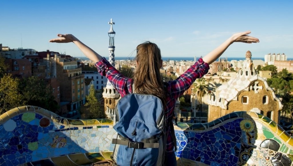 Travel Tips for College Students